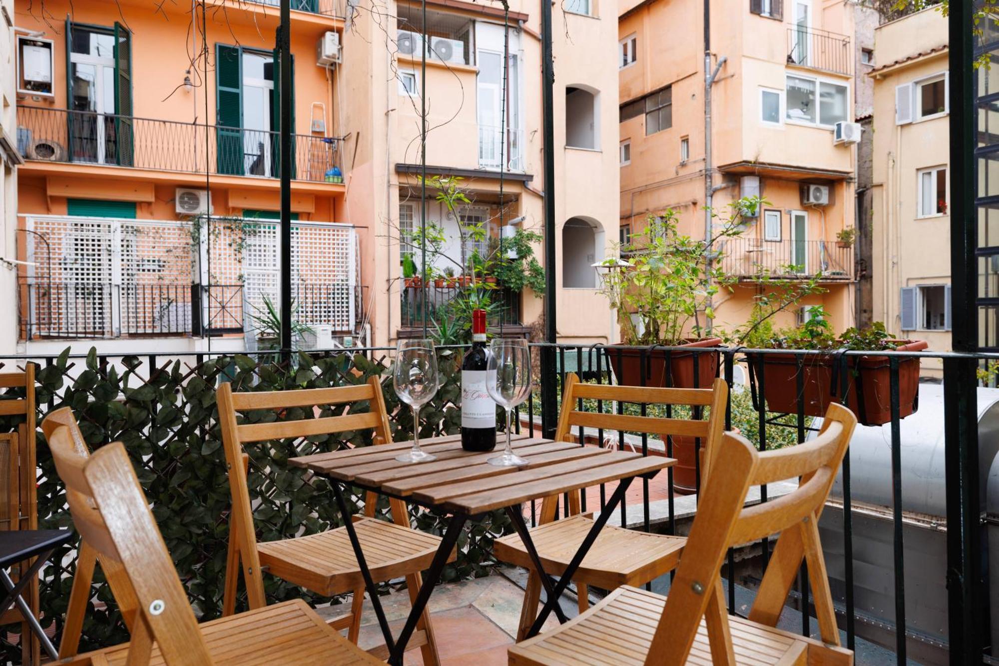Gesu E Maria Balcony Apt At Spanish Steps Rome Exterior photo
